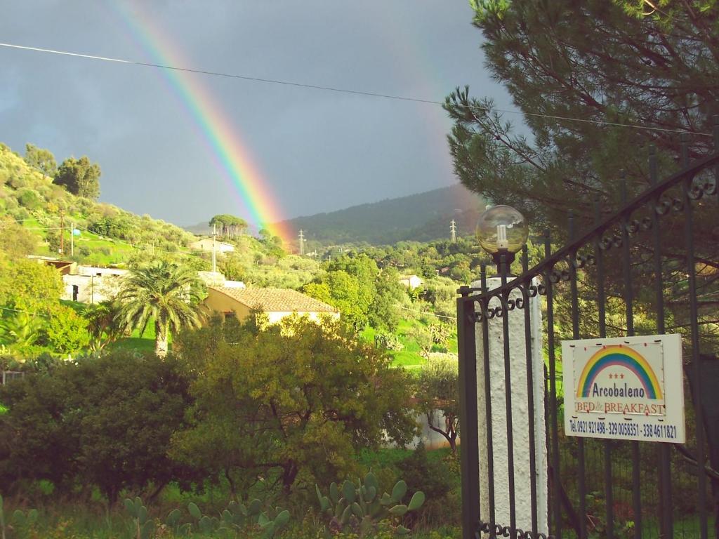 B&B Arcobaleno Cefalú Exterior foto